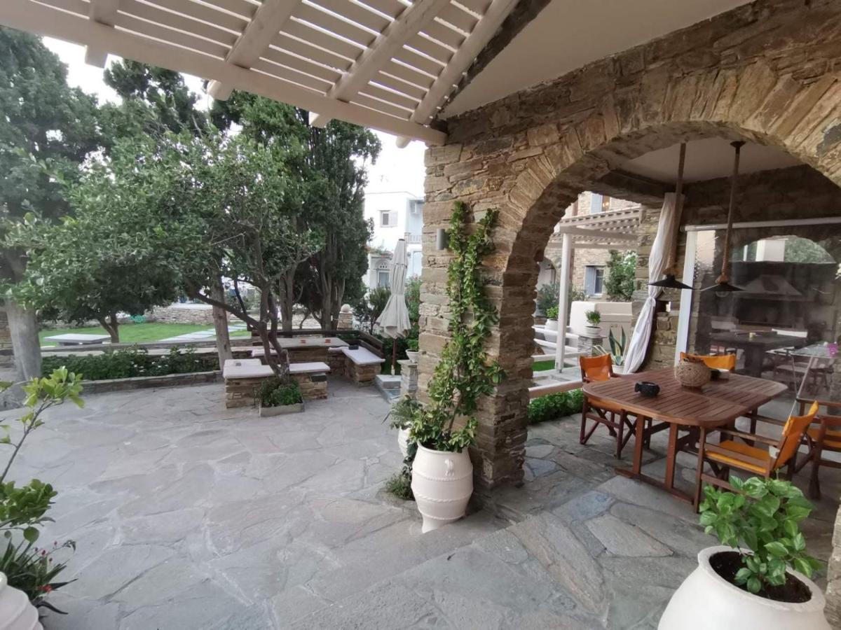 Romanos Summer House Villa Agios Romanos ภายนอก รูปภาพ