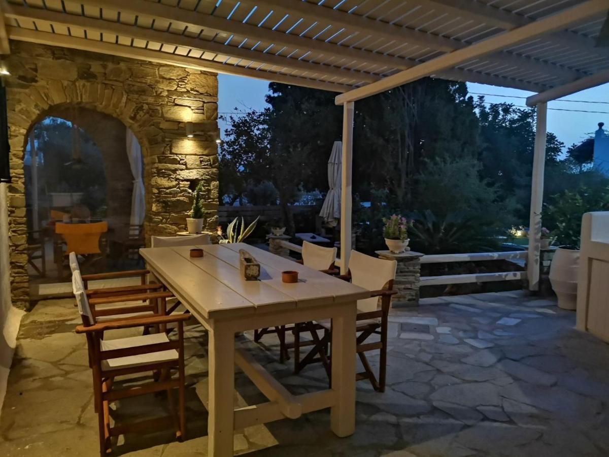 Romanos Summer House Villa Agios Romanos ภายนอก รูปภาพ