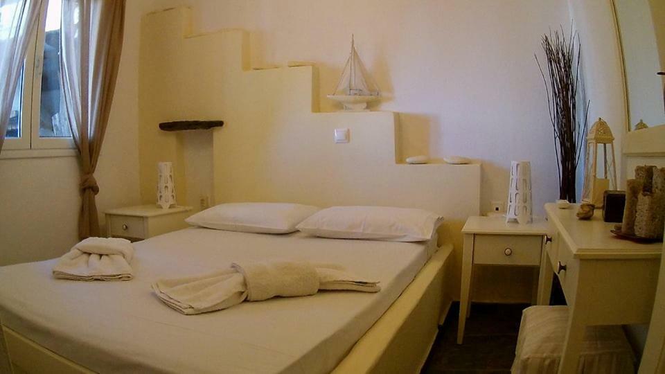 Romanos Summer House Villa Agios Romanos ภายนอก รูปภาพ