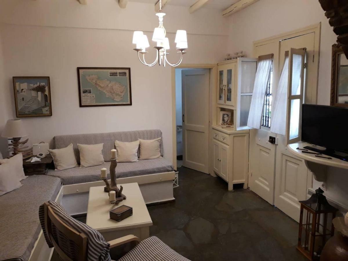 Romanos Summer House Villa Agios Romanos ภายนอก รูปภาพ